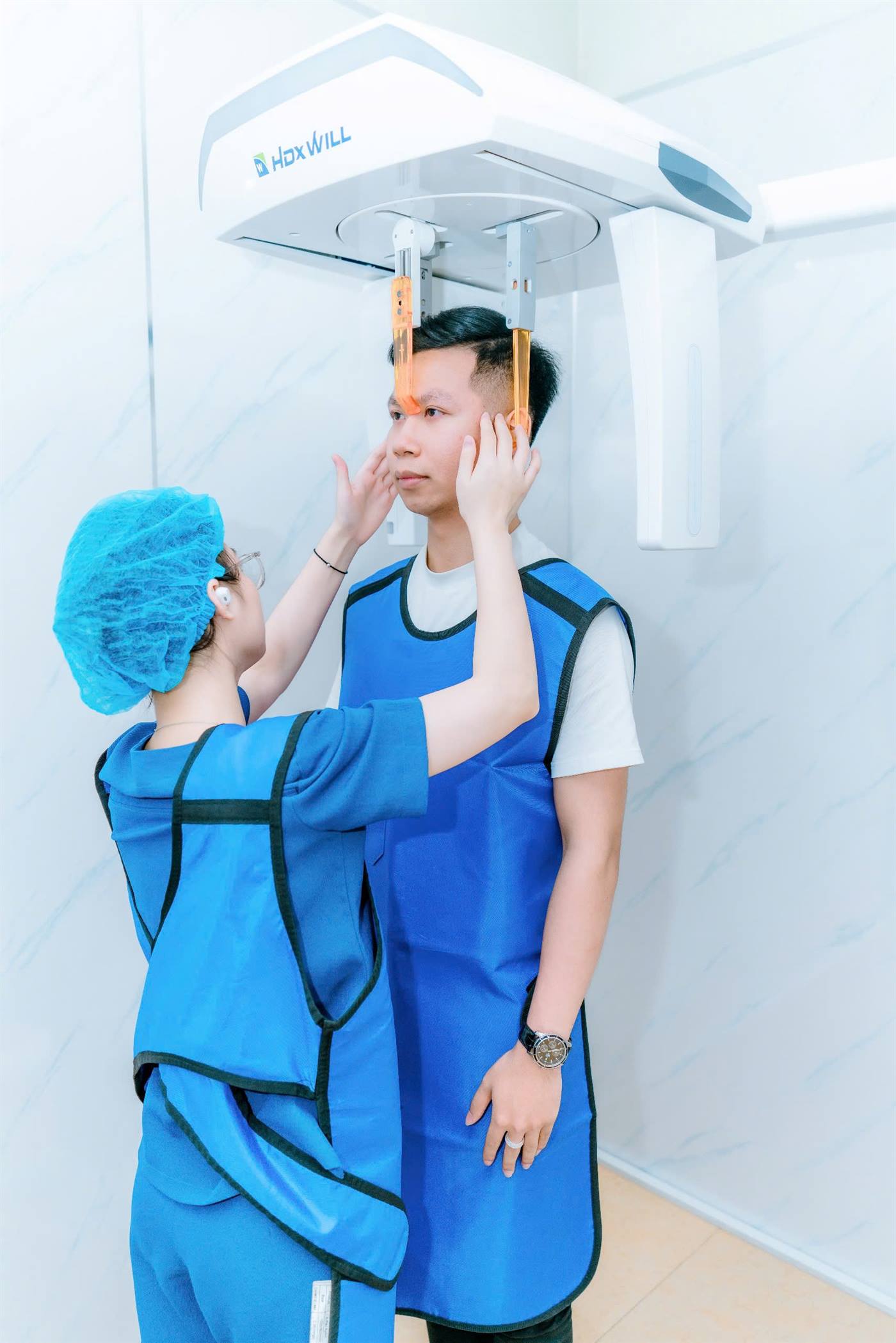 Chụp phim thăm khám chỉnh nha